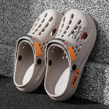 Men's Slippers EVA Hole Mens Mules Non-Slip Slippers Thick Soft Platform Slide Fashion Comfortable Men's Sandals Summer Shoes
